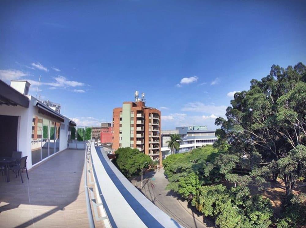 Park V Hotel & Suites Cali Dış mekan fotoğraf